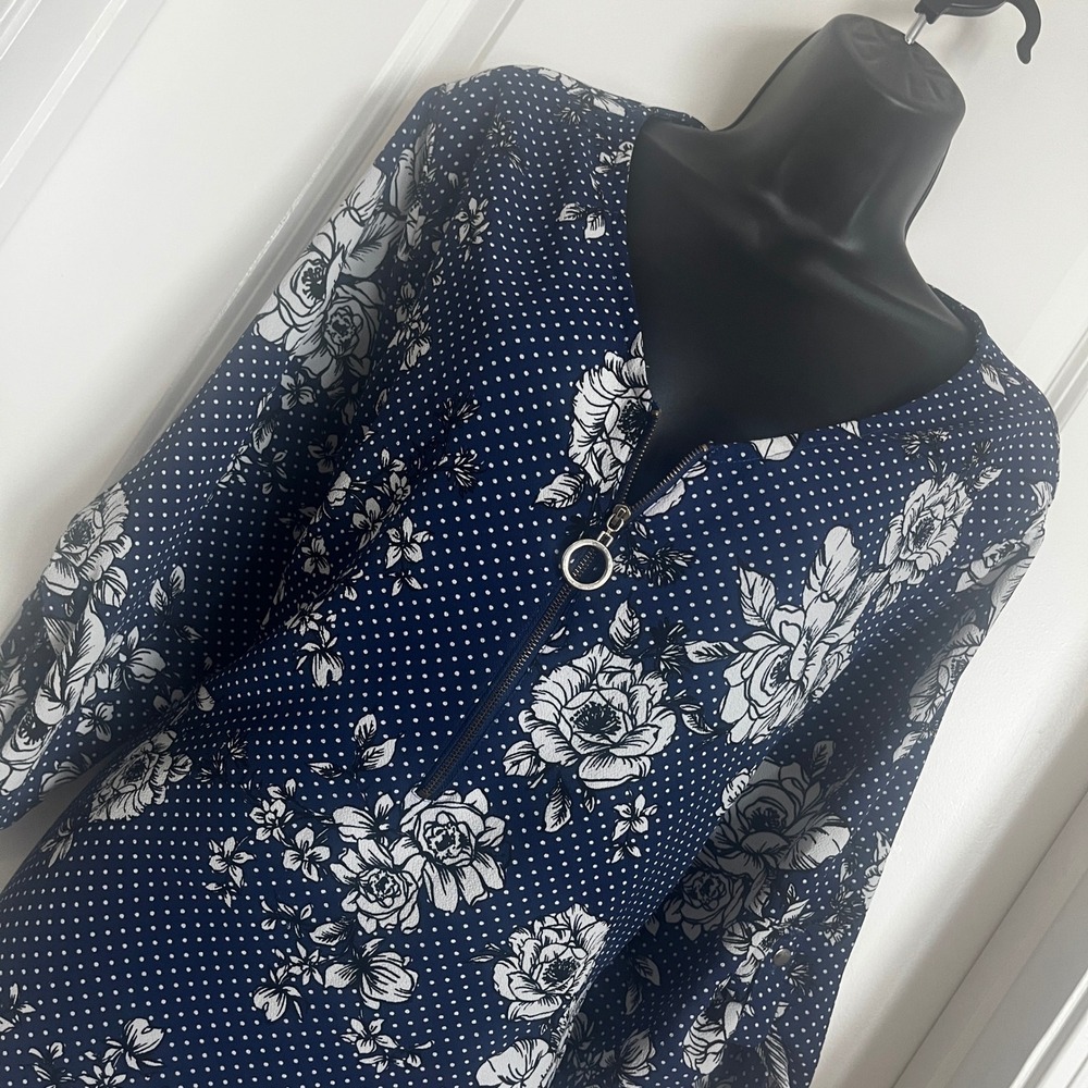 Women's Blue Floral Polka Dot Blouse Size 1X